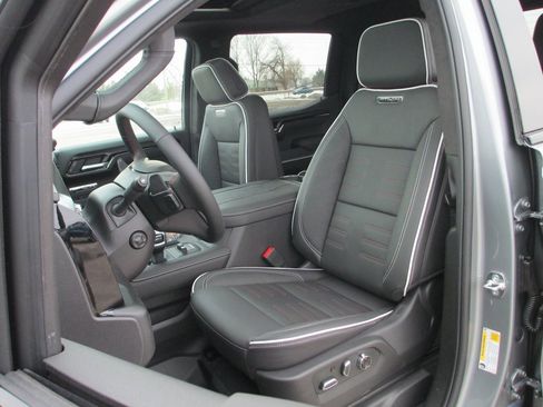 New 2026 GMC Sierra 1500 AT4X image 12