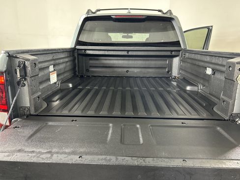 Used 2017 Honda Ridgeline RTL-T image 61