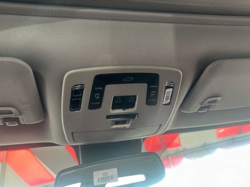 New 2026 Toyota Sienna XLE FWD image 23