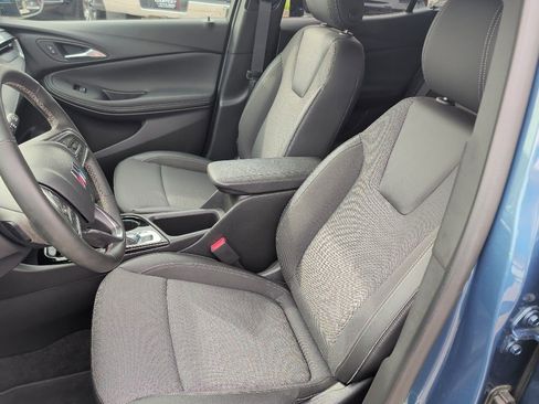 Certified 2024 Buick Encore GX Preferred w/ Comfort Package FWD image 12