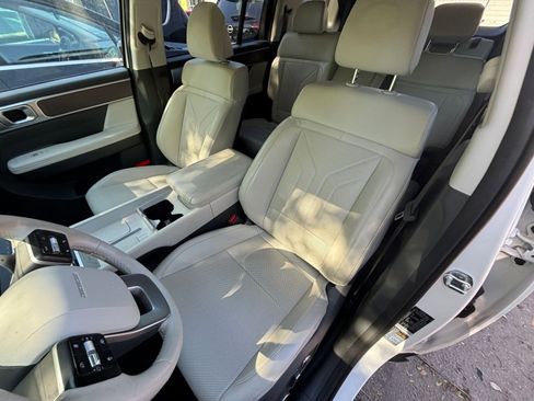 Used 2025 Hyundai Santa Fe SEL AWD/4WD image 37