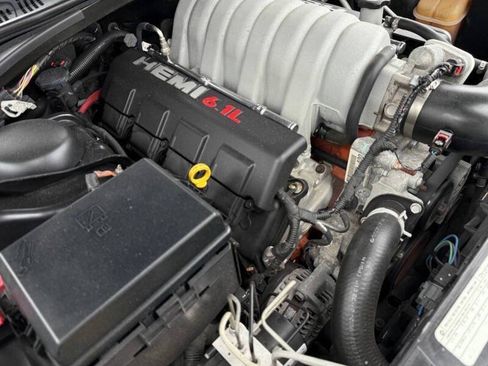 Used 2010 Dodge Challenger SRT8 RWD image 30
