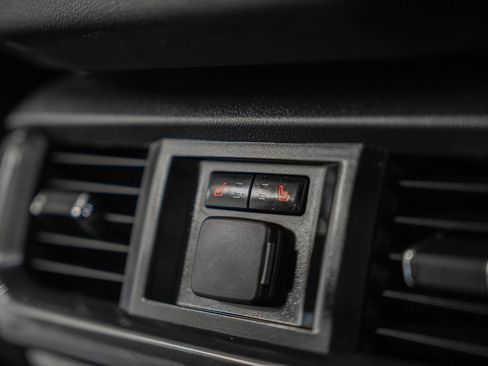 Used 2023 Ford F150 Lariat w/ Equipment Group 502A High image 41