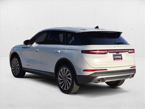 New 2025 Lincoln Corsair Reserve image 7