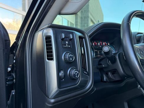 Used 2019 Chevrolet Silverado 2500 LTZ w/ Duramax Plus Package image 32