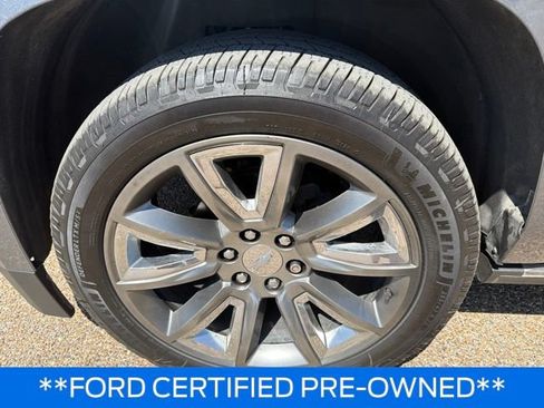 Used 2020 Chevrolet Tahoe Premier RWD image 9