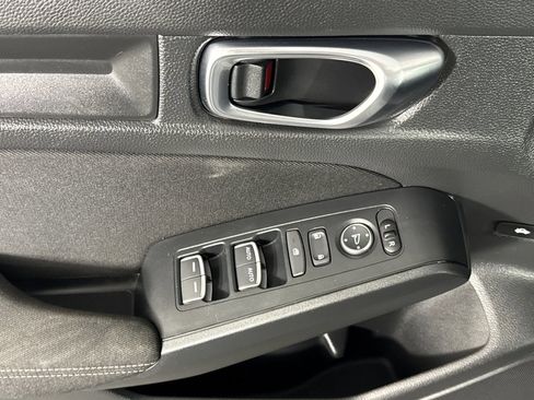 Used 2025 Honda Civic Sport image 8