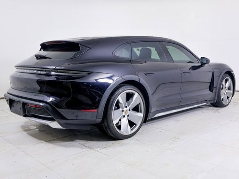Certified 2024 Porsche Taycan 4 Cross Turismo w/ Premium Package image 29