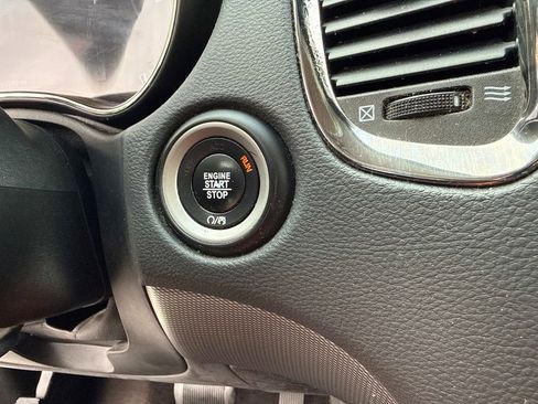 Used 2018 Dodge Durango GT image 26