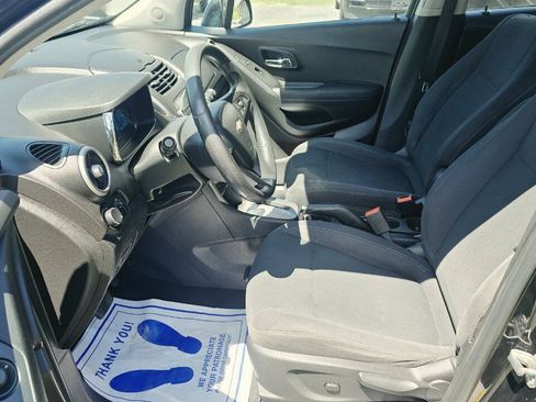 Used 2016 Chevrolet Trax LS FWD image 10