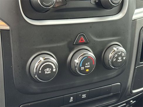 Used 2024 RAM 1500 Classic SLT image 19