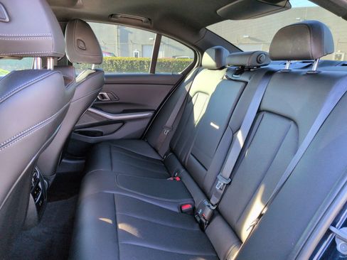 Certified 2024 BMW 330i Sedan w/ M Sport Package image 31