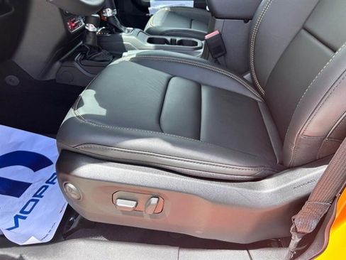 New 2025 Jeep Wrangler Unlimited Rubicon 392 image 19