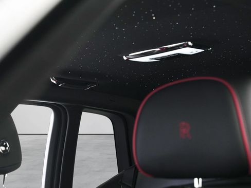Certified 2025 Rolls-Royce Cullinan AWD/4WD image 13