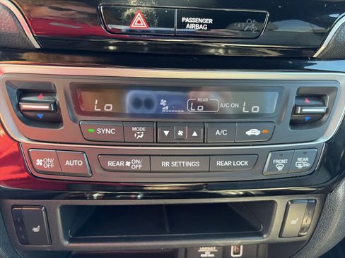 Used 2021 Honda Passport Touring image 12