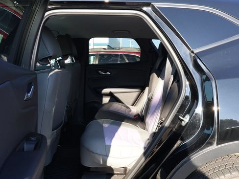 Used 2020 Chevrolet Blazer LT FWD image 30
