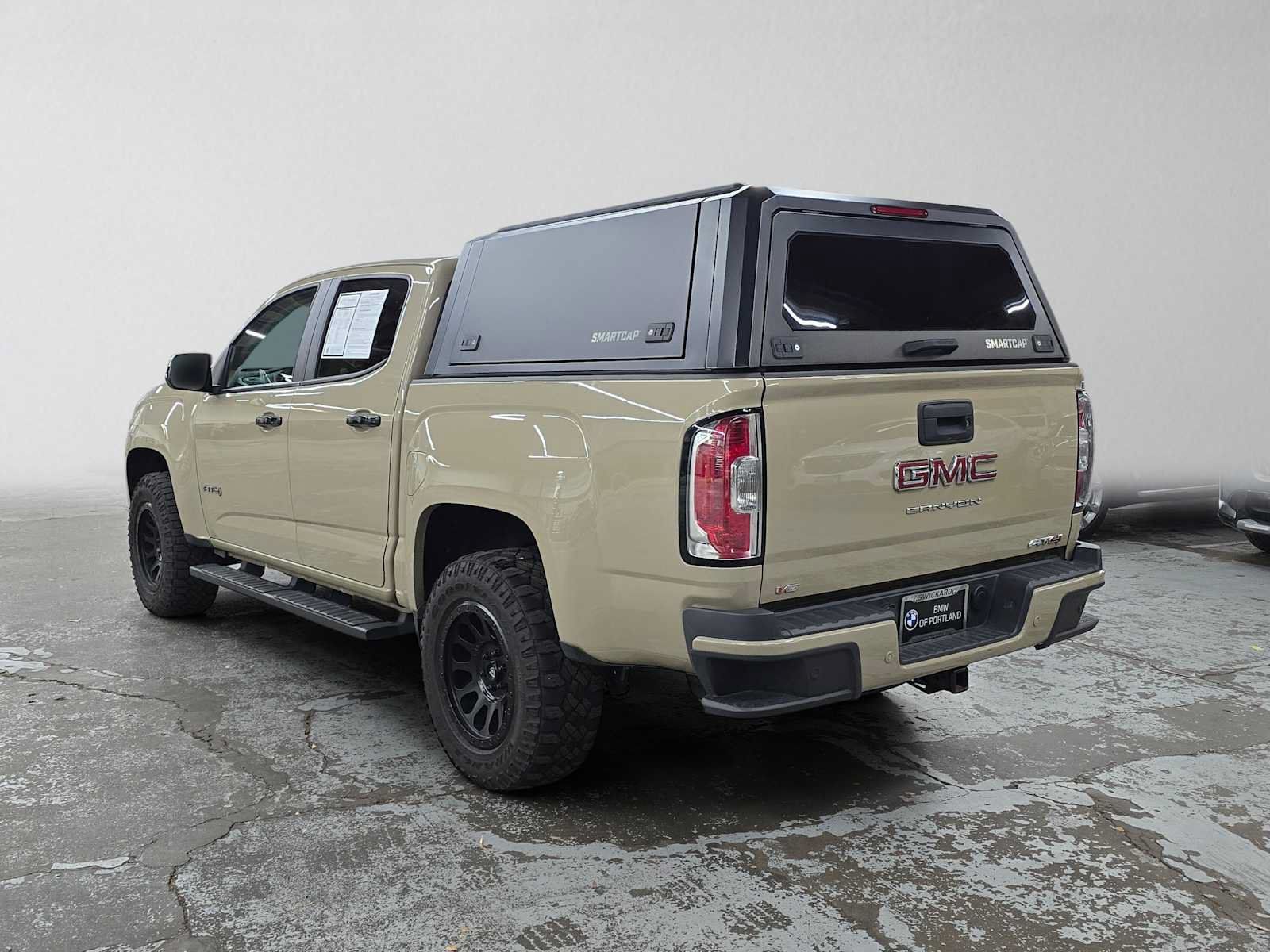Used 2022 GMC Canyon AT4 w/ Trailering Package AWD/4WD image 5