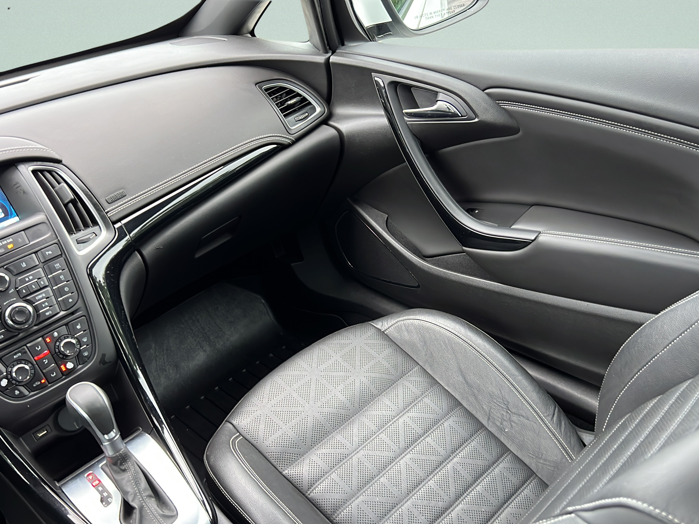 Used 2019 Buick Cascada Premium FWD image 12