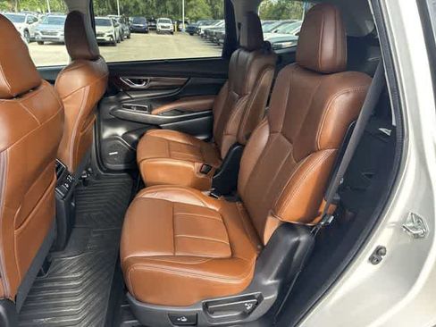 Certified 2025 Subaru Ascent Touring w/ Popular Package #1 AWD/4WD image 18