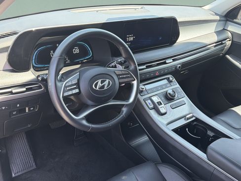 Used 2025 Hyundai Palisade SEL FWD image 9