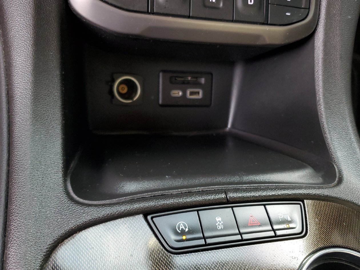 Used 2023 GMC Acadia AT4 w/ Technology Package AWD/4WD image 24