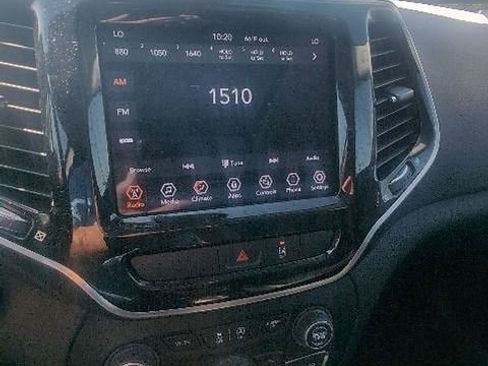 Used 2022 Jeep Cherokee Limited AWD/4WD image 13