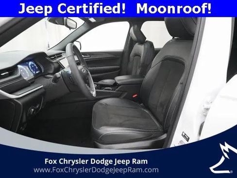 Certified 2023 Jeep Grand Cherokee Altitude image 7