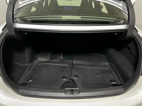 Used 2024 Toyota Crown XLE image 25