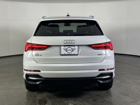 Used 2022 Audi Q3 2.0T Premium Plus image 7