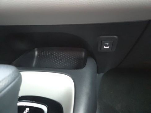 Used 2023 Toyota Corolla LE image 17