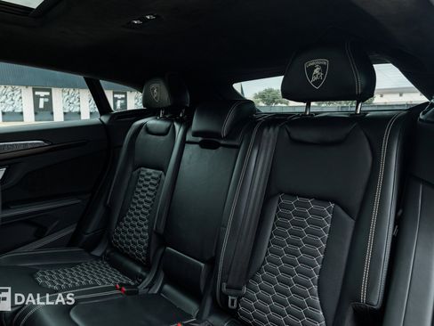 Used 2024 Lamborghini Urus S AWD/4WD image 5
