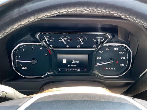 Used 2022 GMC Sierra 2500 SLT w/ SLT Premium Package AWD/4WD image 23