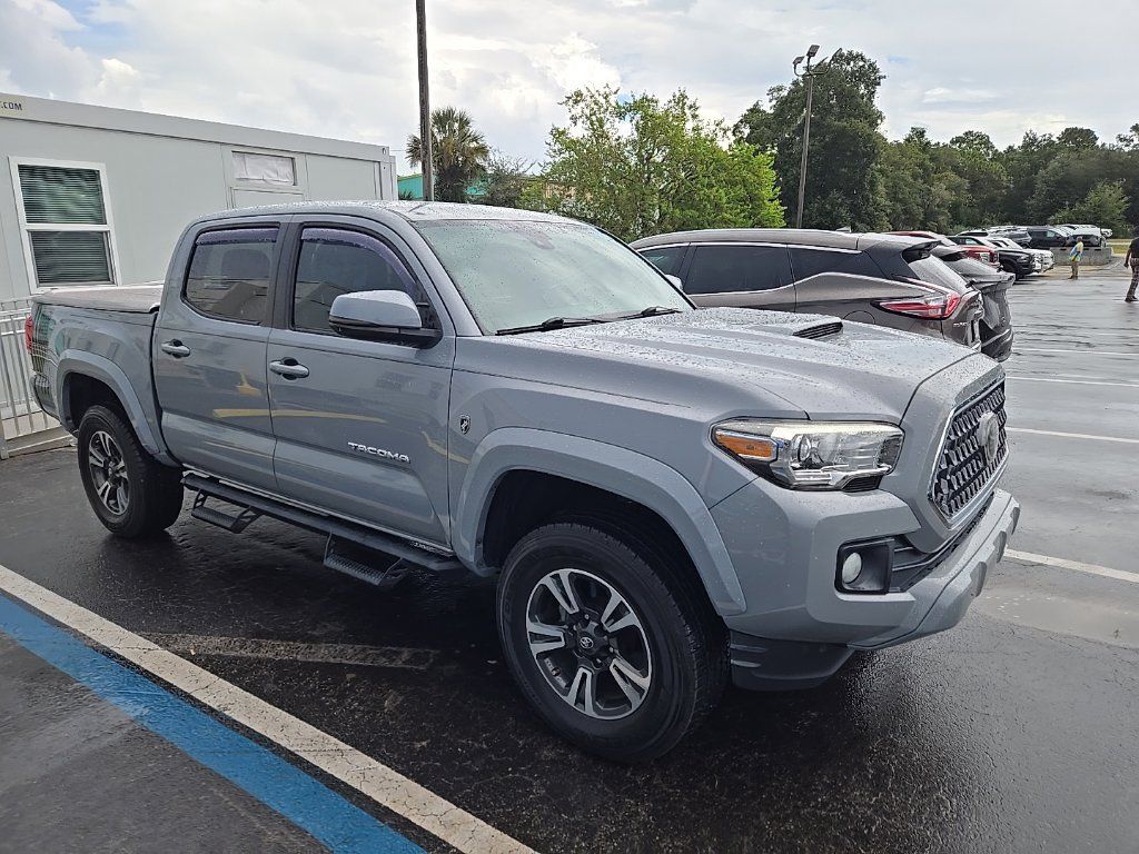 Used 2019 Toyota Tacoma TRD Sport RWD image 1