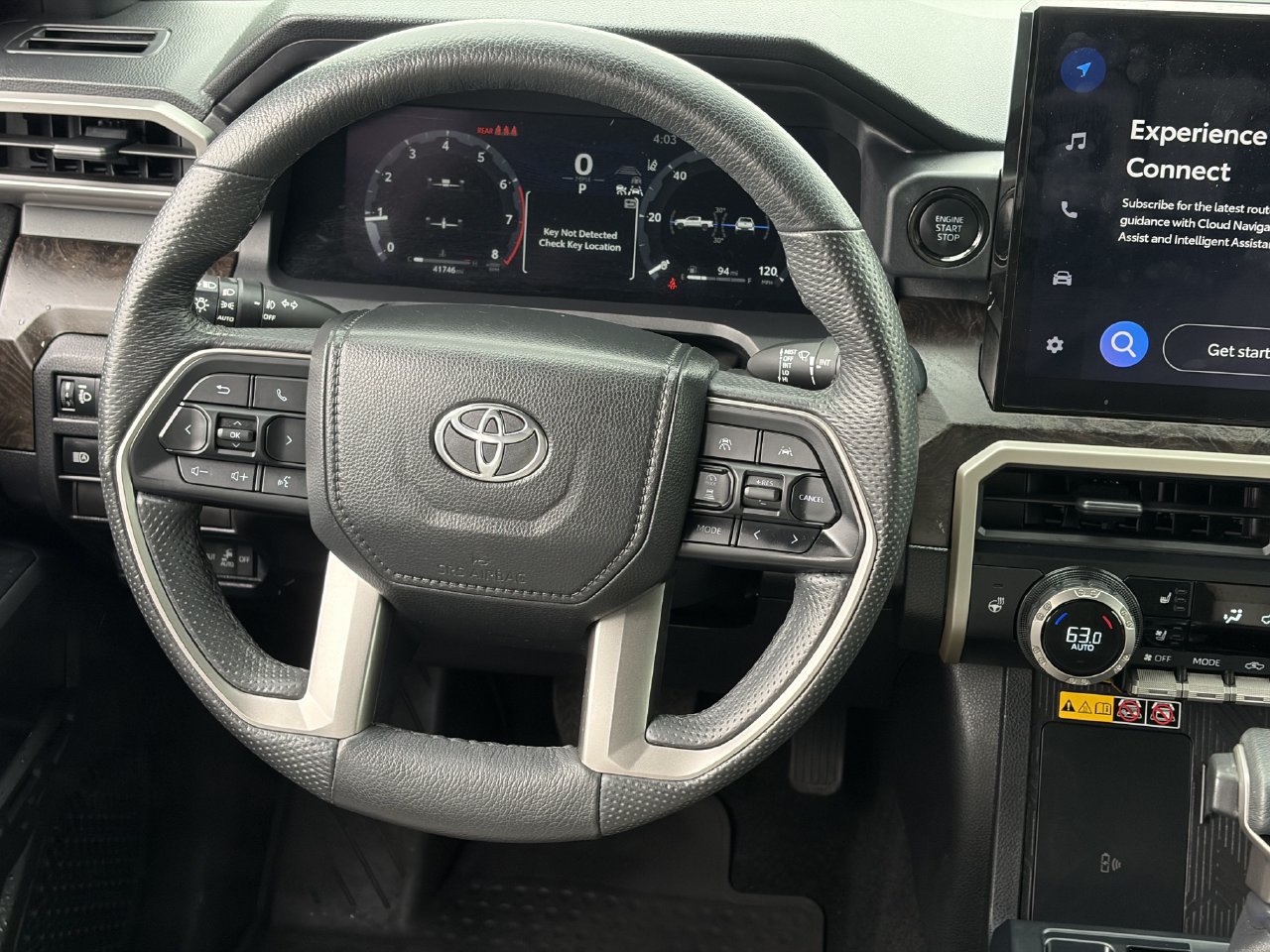 Used 2025 Toyota Tacoma Limited AWD/4WD image 16