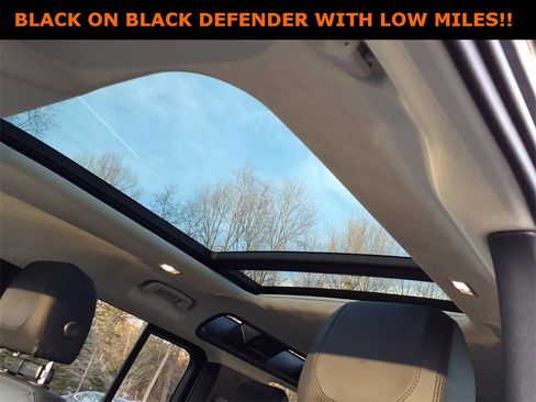 Used 2024 Land Rover Defender 110 S image 17