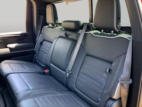 Used 2025 GMC Sierra 2500 AT4X AWD/4WD image 21