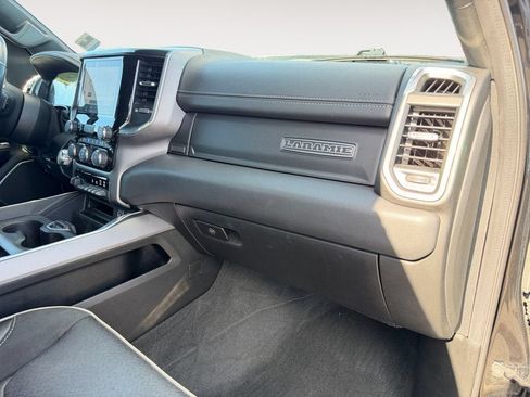 Used 2022 RAM 1500 Laramie AWD/4WD image 13