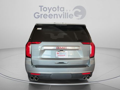 Used 2024 GMC Yukon Denali w/ Advanced Technology Package AWD/4WD image 5
