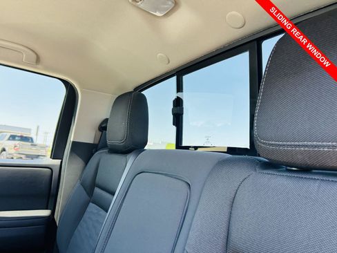 Used 2023 Nissan Frontier SV w/ SV Convenience Package AWD/4WD image 9