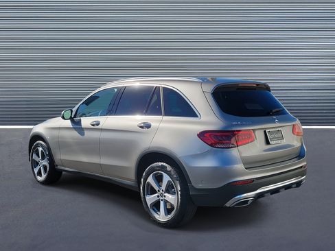 Used 2022 Mercedes-Benz GLC 300 4MATIC image 4