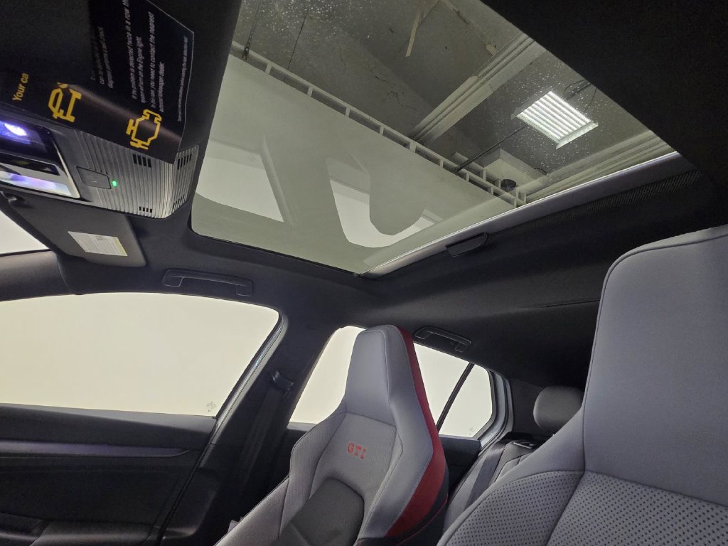 New 2026 Volkswagen GTI SE FWD image 28