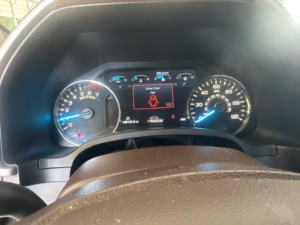 Used 2019 Ford F150 King Ranch w/ Equipment Group 601A Luxury AWD/4WD image 13