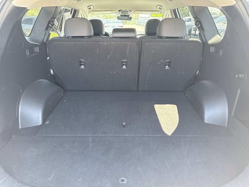 Used 2023 Hyundai Santa Fe SEL image 12