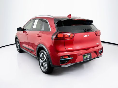 Used 2022 Kia Niro EX FWD image 5