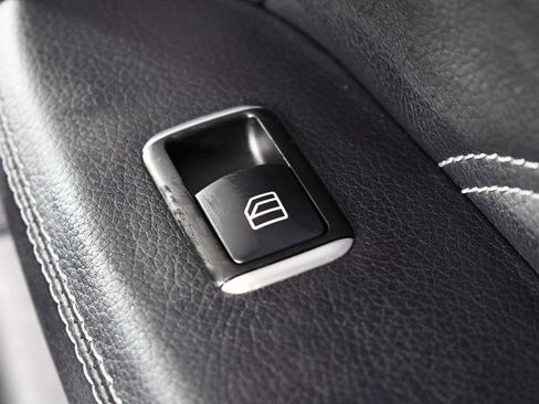 Used 2015 Mercedes-Benz ML 250 250 BLUETEC image 39