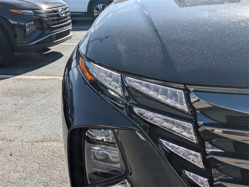 Used 2023 Hyundai Tucson Limited image 8