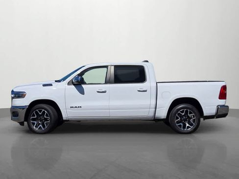Used 2025 RAM 1500 Laramie AWD/4WD image 3