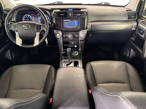 Used 2018 Toyota 4Runner SR5 Premium AWD/4WD image 22