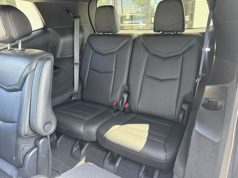 Used 2020 Cadillac XT6 Premium Luxury FWD image 14