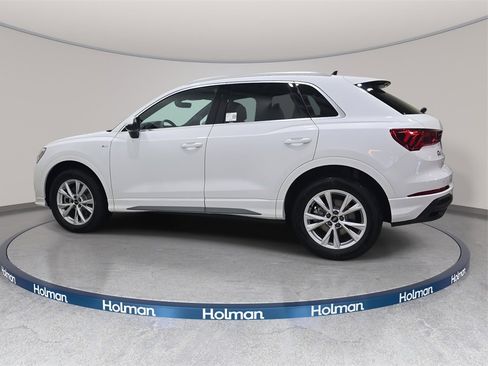 Used 2025 Audi Q3 2.0T Premium w/ Convenience Package image 8